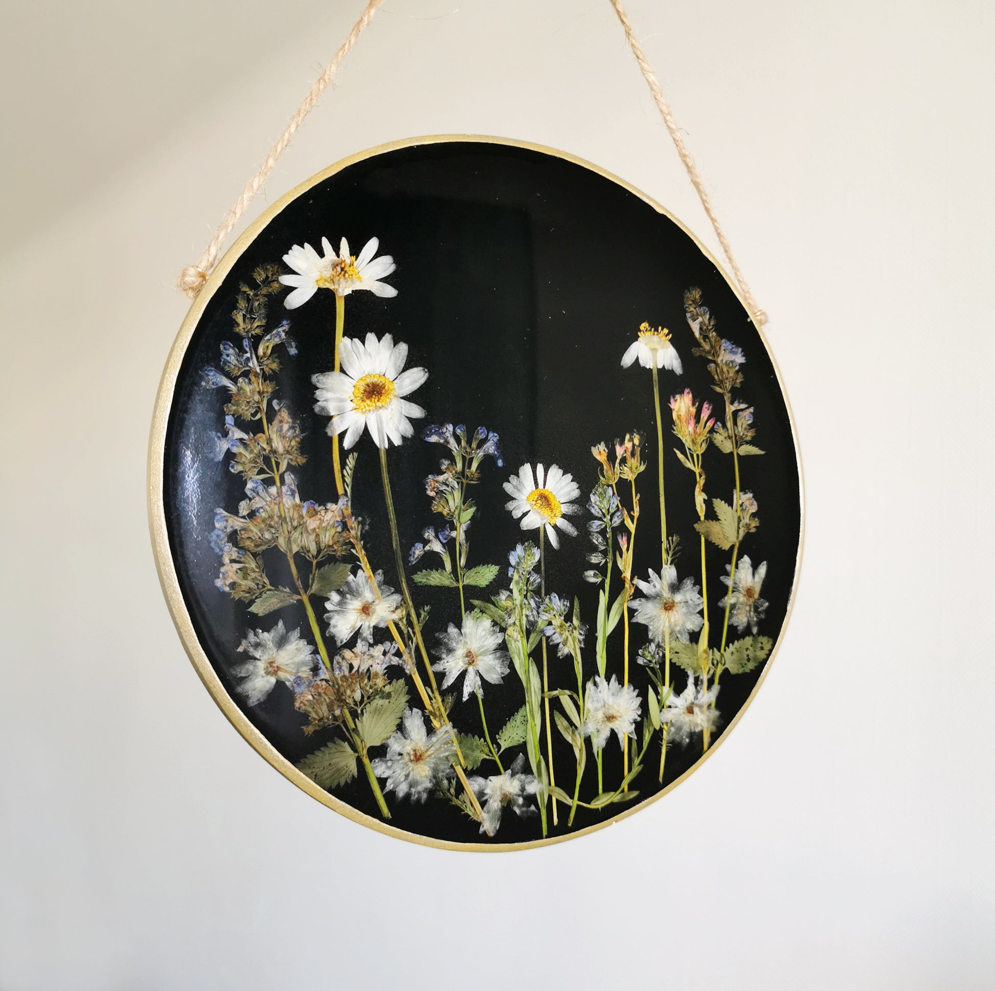 Floral wall hanging Boho home decor Pressed flower resin wall art Circle flower frame